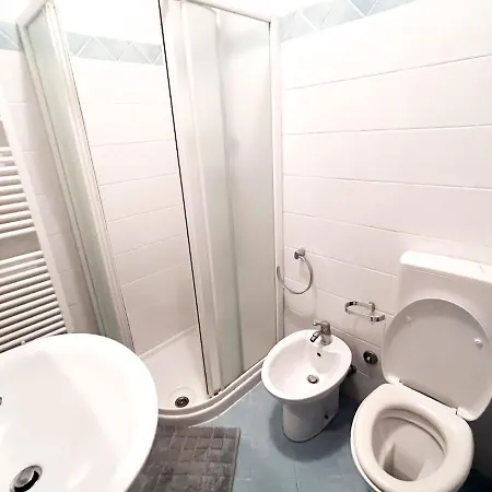 Apartman Mansion Ad Un Passo Dal Mare Con Parcheggi Gratuiti