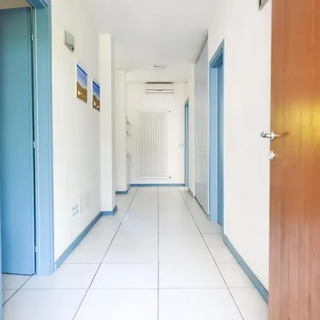 Appartamento Mansion Ad Un Passo Dal Mare Con Parcheggi Gratuiti