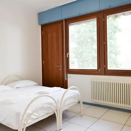 Mansion Ad Un Passo Dal Mare Con Parcheggi Gratuiti Appartamento Lignano Sabbiadoro